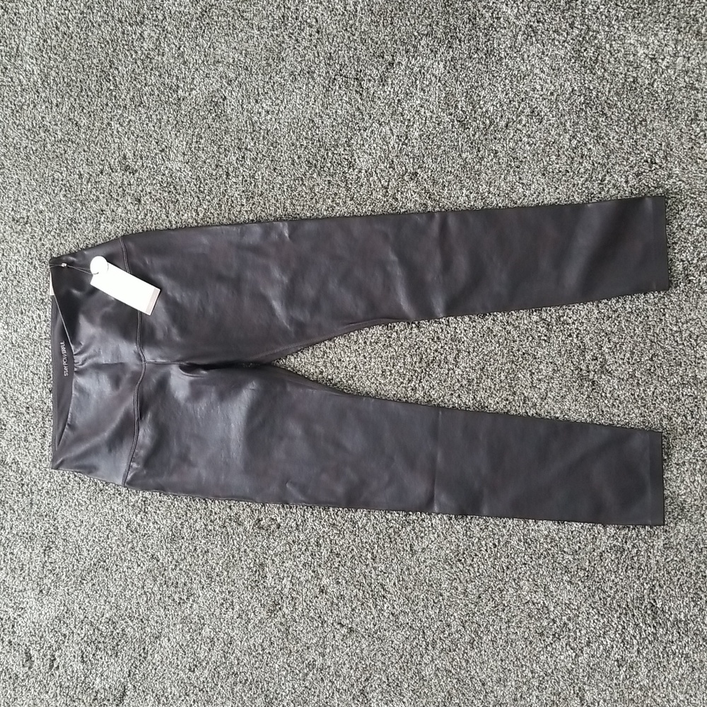 NWT dark brown CALIA Power sculpt high rise leggings. Size large
